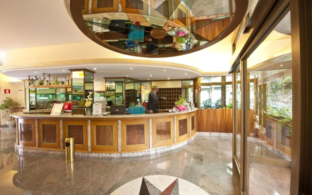 Hotel Excelsior