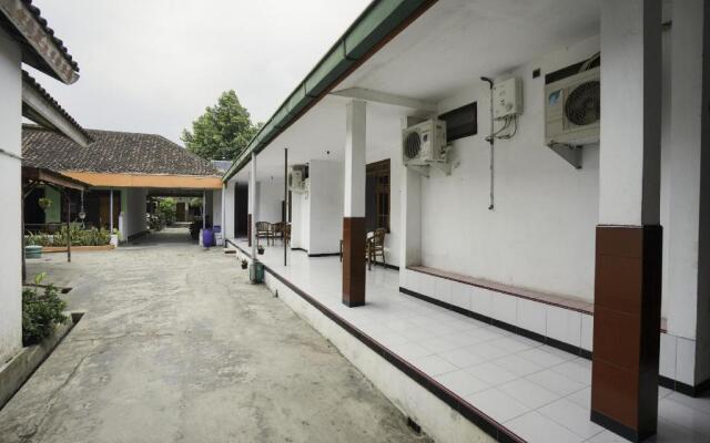 Hotel Tentrem Syariah Probolinggo RedPartner