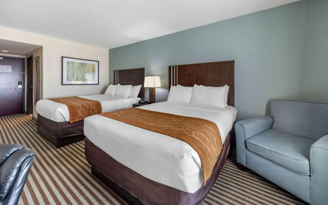 Comfort Inn & Suites Perry I-35
