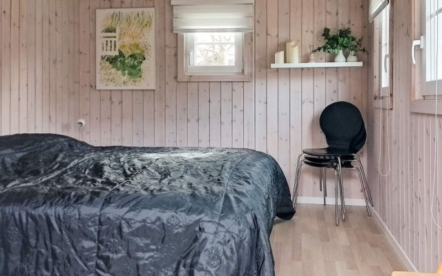 Home With Wood Stove & Annex