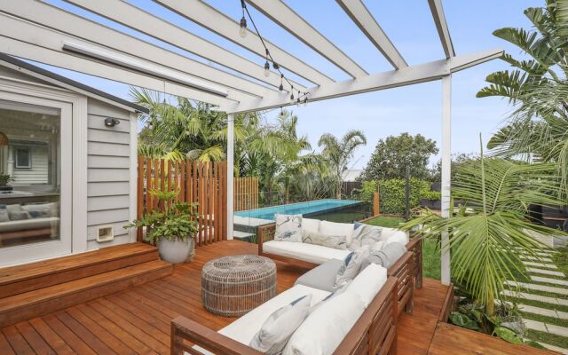 Tropical Paradise -Pool - Spa - Spacious