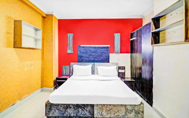 Oyo Flagship 67387 Karnal Royal