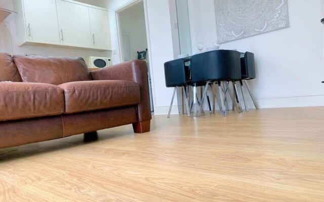 Bedford Road Garden Apartment