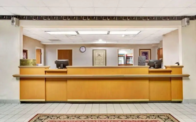 Days Inn Denver International Airport
