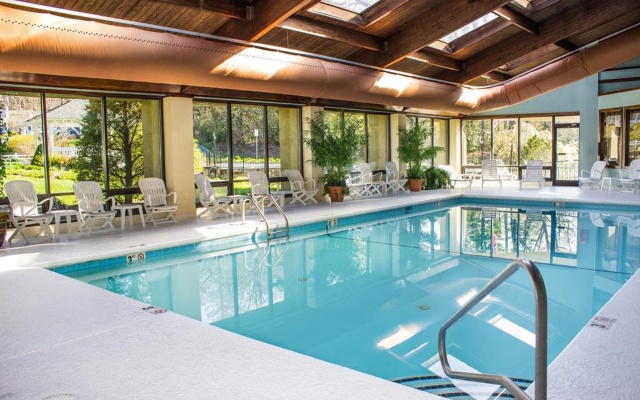 Meadowbrook Inn