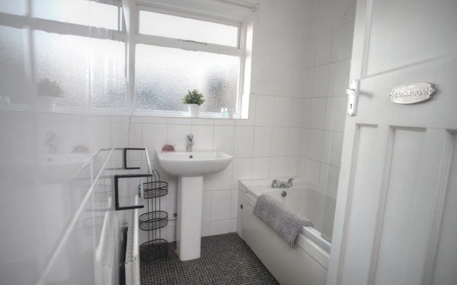 Short Stay Bristol - Druids Hill House