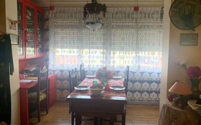 Apartment With 3 Bedrooms in Amadora