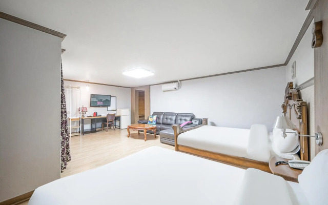 Olympic Hotel
