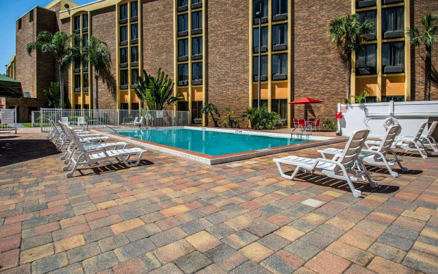 Comfort Inn & Suites Kissimmee by the Parks