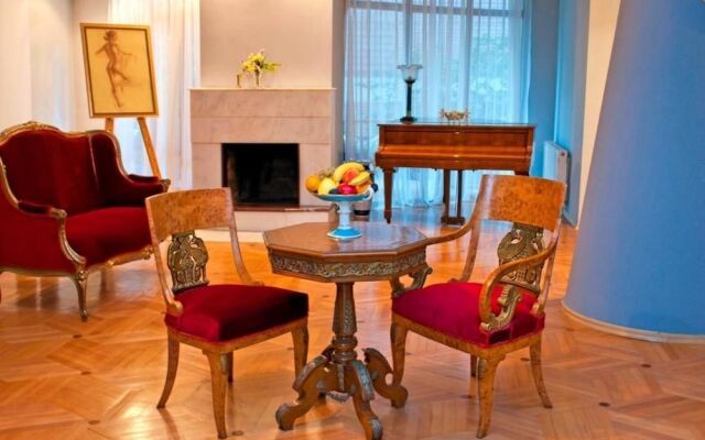 Отель VIP Victoria