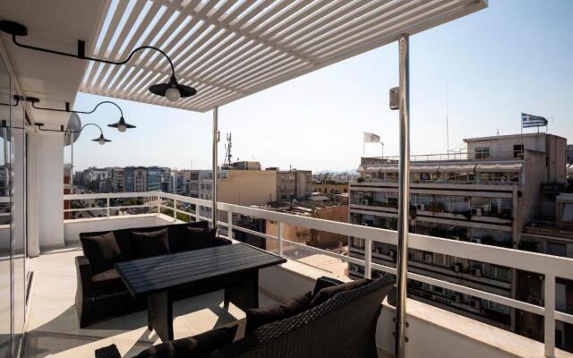 Unique 3 bedrm 3 bathrm apt - Acropolis views! SG69