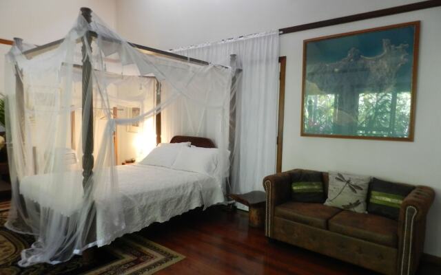 Oskars Rainforest Retreat