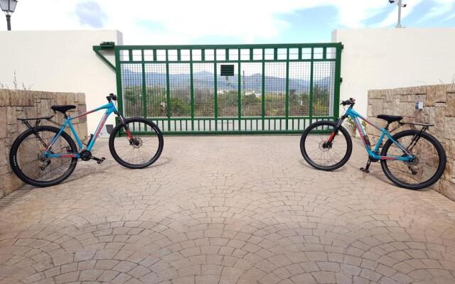 Apt 102 Guadalmansa Playa, Heaven Beach Apartments