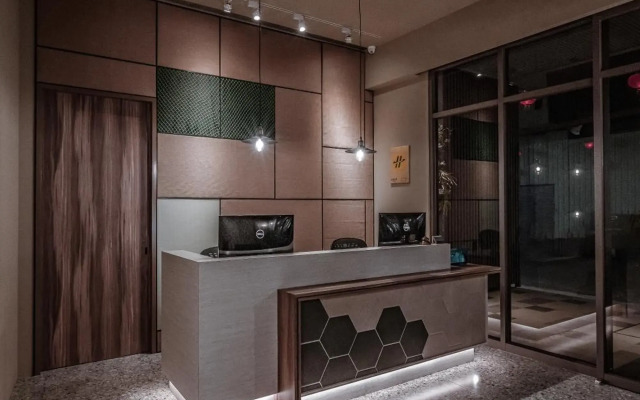 Somer Chew Hotel