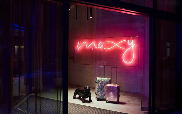 Moxy Brussels City Center