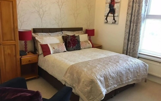 Chaston Manor Hotel