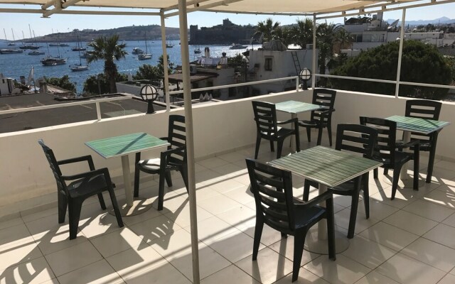 Windmill Hotel
