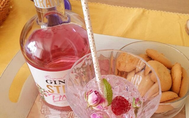 Beach House Calendula