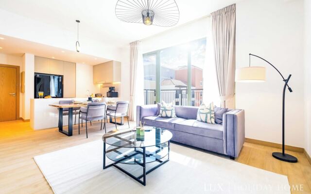 LUX  The La Rive Sea View Suite