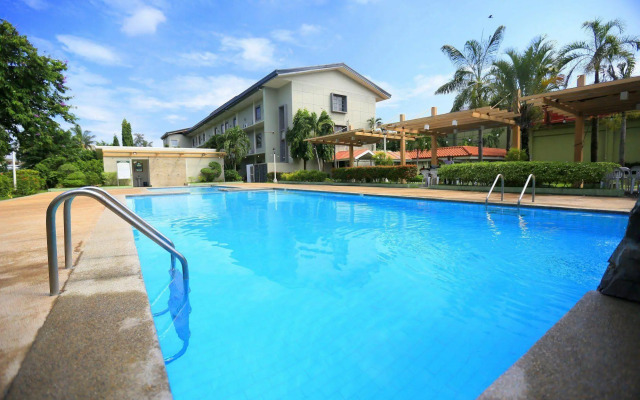 Subic Bay Peninsular Hotel