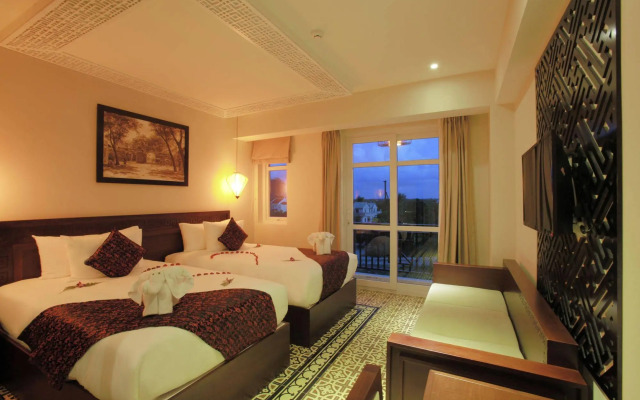Royal Riverside Hoi An Hotel