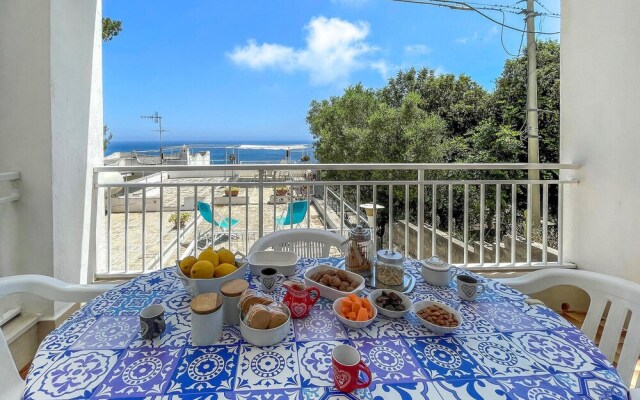 Beautiful Home in Castro With 2 Bedrooms