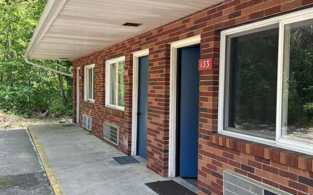 Sunset Dunes Inn & Suites