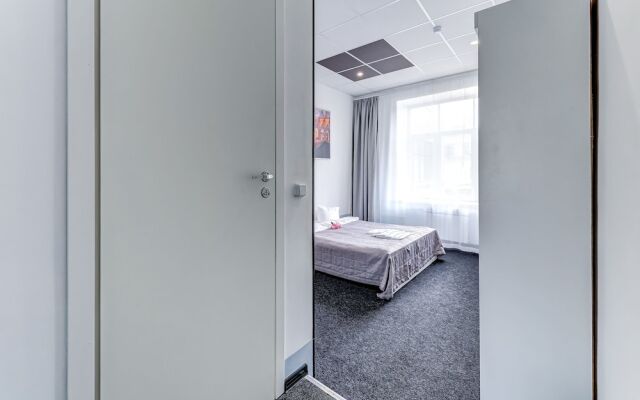 SuperHostel on Mayakovskogo 27