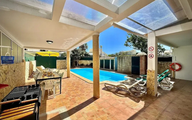Albufeira Summer Villa 1 by Homing