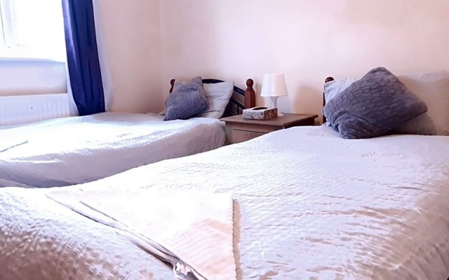 StayEasy B&B in Trendy Heart of London