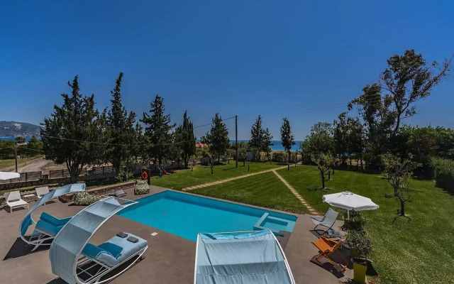 Rivazzurra Luxury BeachFront Villa