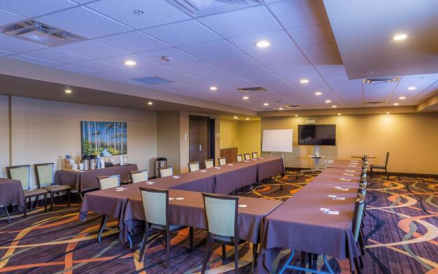 Best Western Plus Fox Creek