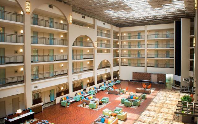 Embassy Suites by Hilton Cincinnati Northeast Blue Ash