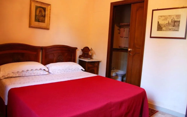 Stunning private villa for 8 guests with WIFI, private pool, TV, terrace, pets allowed and parking