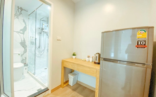 YakThai Poshtel