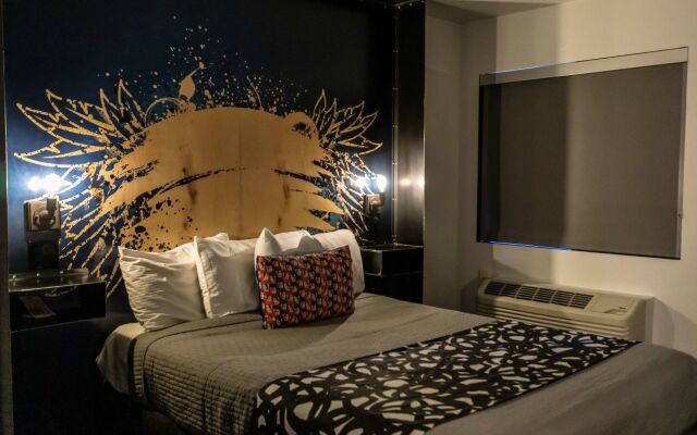 Downtown Phoenix Hotel