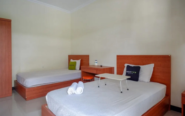 Urbanview Hotel Syariah Casa Azmya Yogyakarta