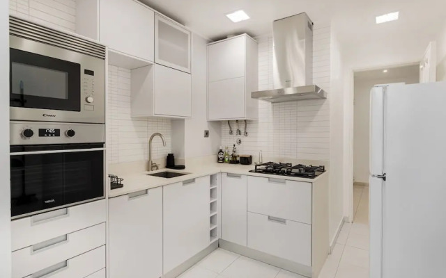 Luz & Mar at Coastal Oeiras