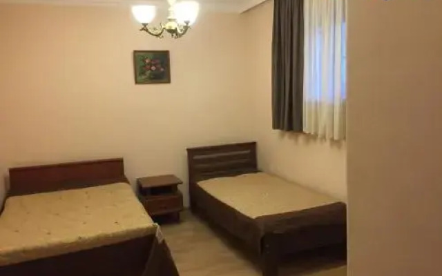 Piano Hotel