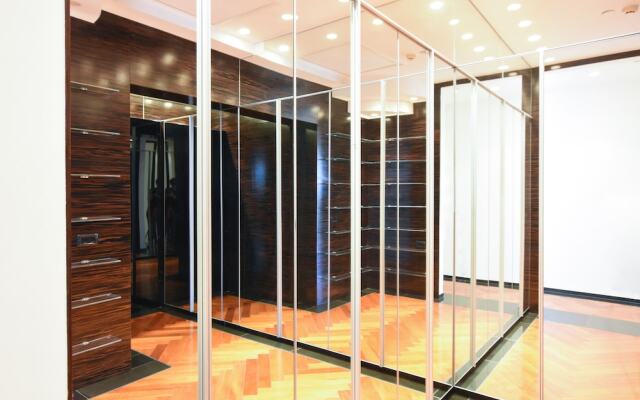 Tower Sea View Luxury 32 Floor Apartment