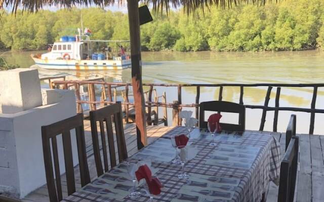 Hotel Restaurant Les Cocotiers Morondava