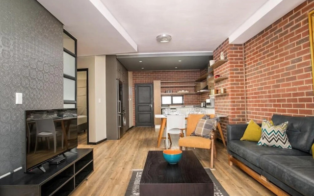 Easy Stay - The Tyrwhitt
