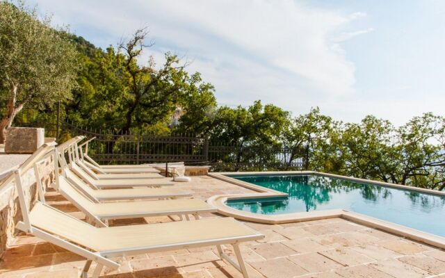 Pietra Mare Apartments
