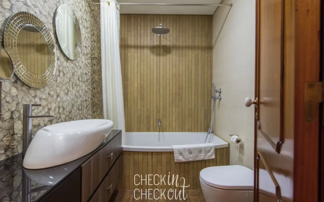 CheckinCheckout - Retiro da Adraga