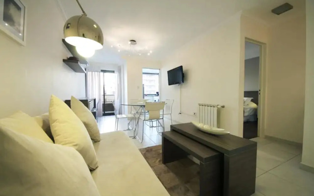 Bvd. Illia Flat MEC