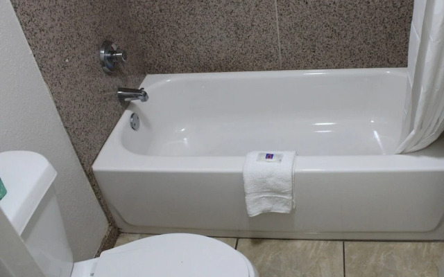 Studio 6 Suites Chattanooga, TN - Lookout Mtn.