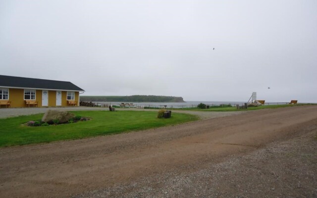 Ocean View Motel & Chalets