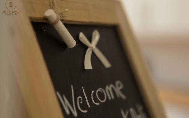 Sky & Sand - Free parking and bikes