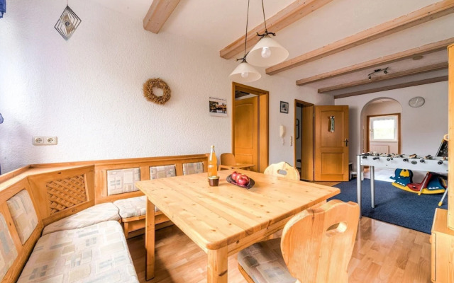Apartment in Marktrodach With Sauna & Garden