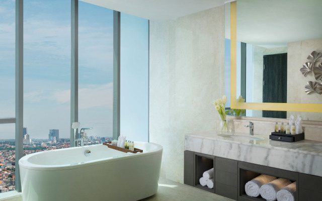 Doubletree By Hilton Surabaya